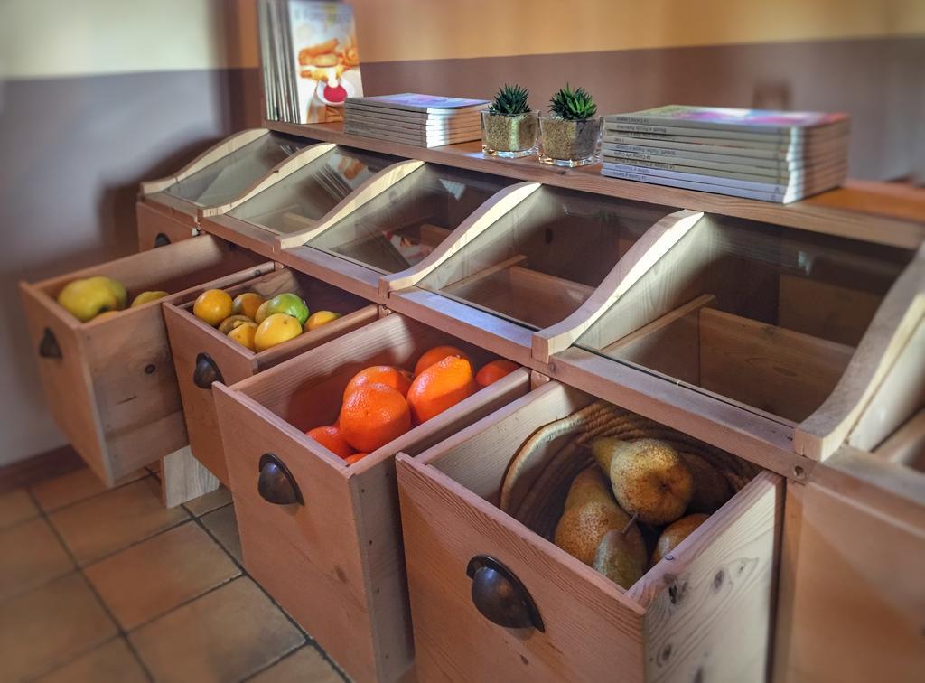 Agriturismo Borgo Tecla Rosà エクステリア 写真